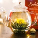 Creano Teeblumen-Mix Geschenkset mit Teekanne