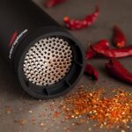 Microplane Chilimühle mit scharfen Edelstahlklingen